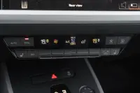 Audi Q4 e-tron 210kW thumbnail