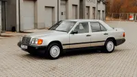 Mercedes-Benz 200 E E200 2.0 87kW thumbnail