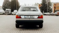 Mercedes-Benz 200 E E200 2.0 87kW thumbnail