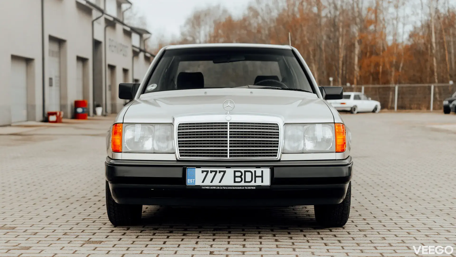 Mercedes-Benz 200 E E200 2.0 87kW