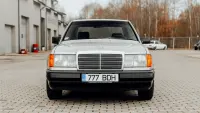 Mercedes-Benz 200 E E200 2.0 87kW thumbnail