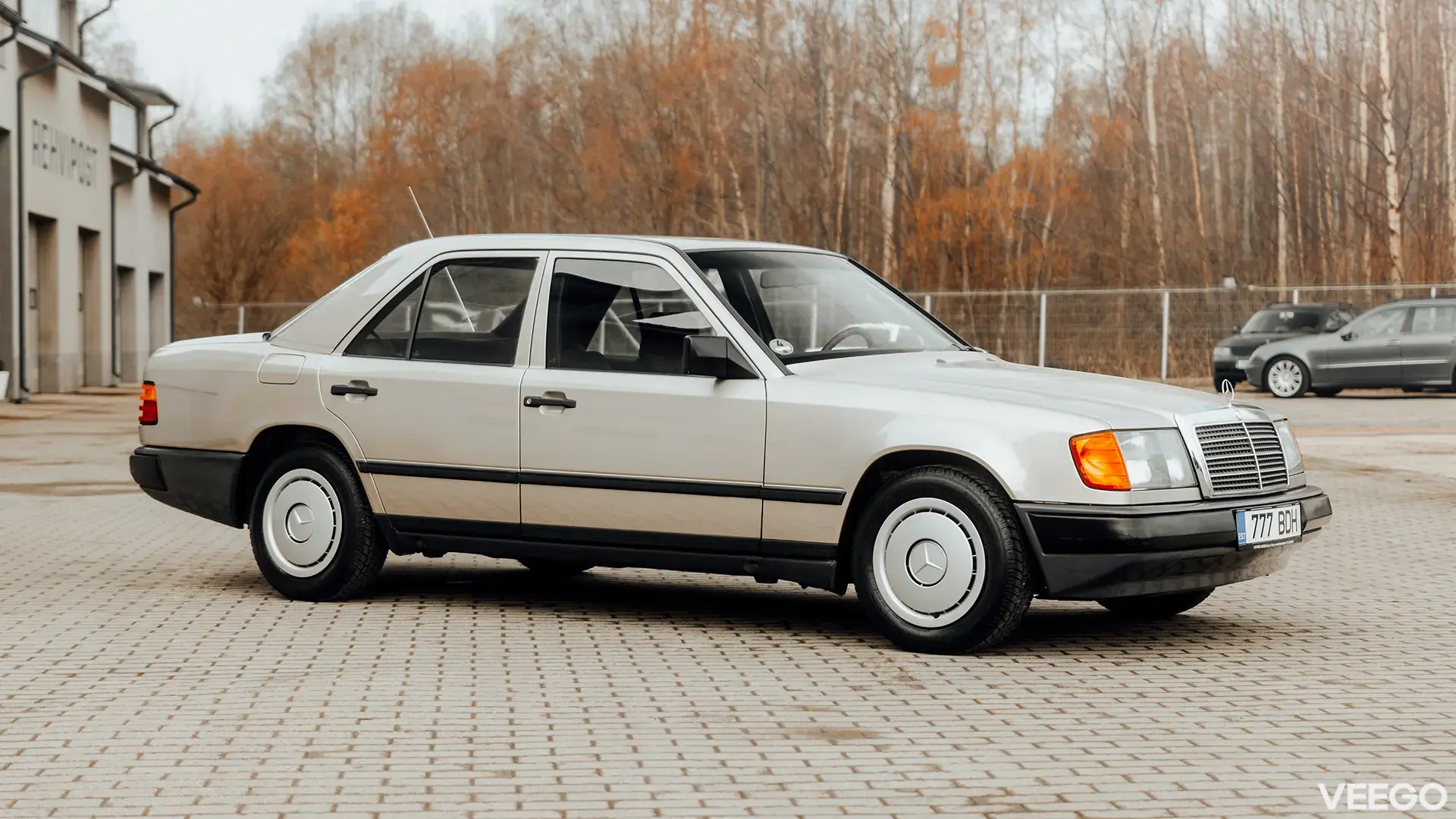 Mercedes-Benz 200 E E200 2.0 87kW