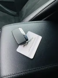 Jaguar F-Type P300 2.0 221kW thumbnail