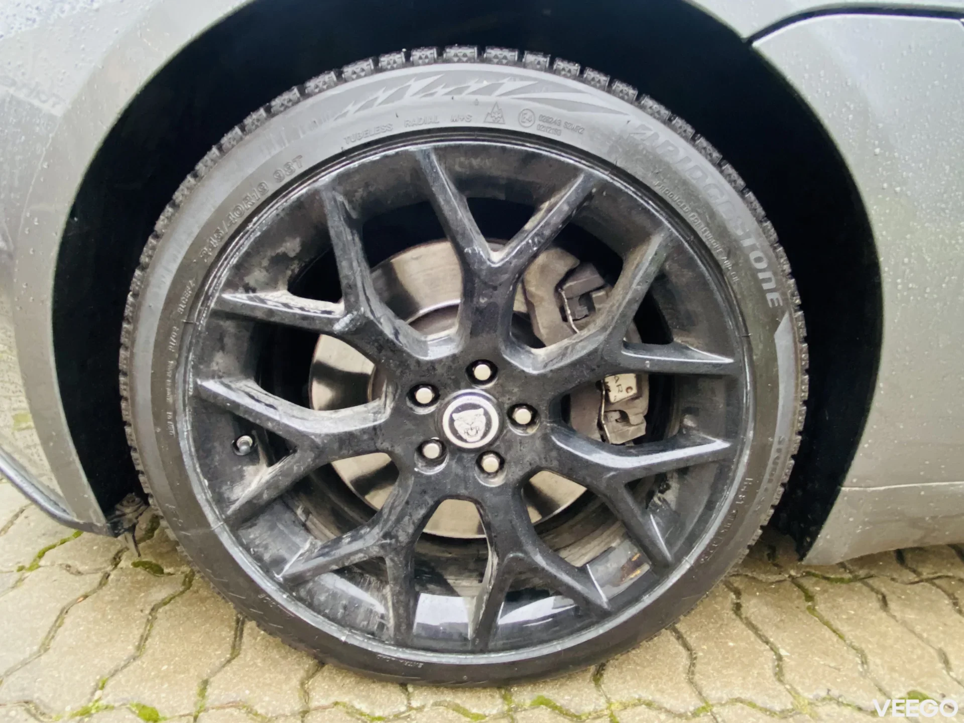 Jaguar F-Type P300 2.0 221kW