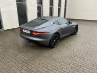 Jaguar F-Type P300 2.0 221kW thumbnail