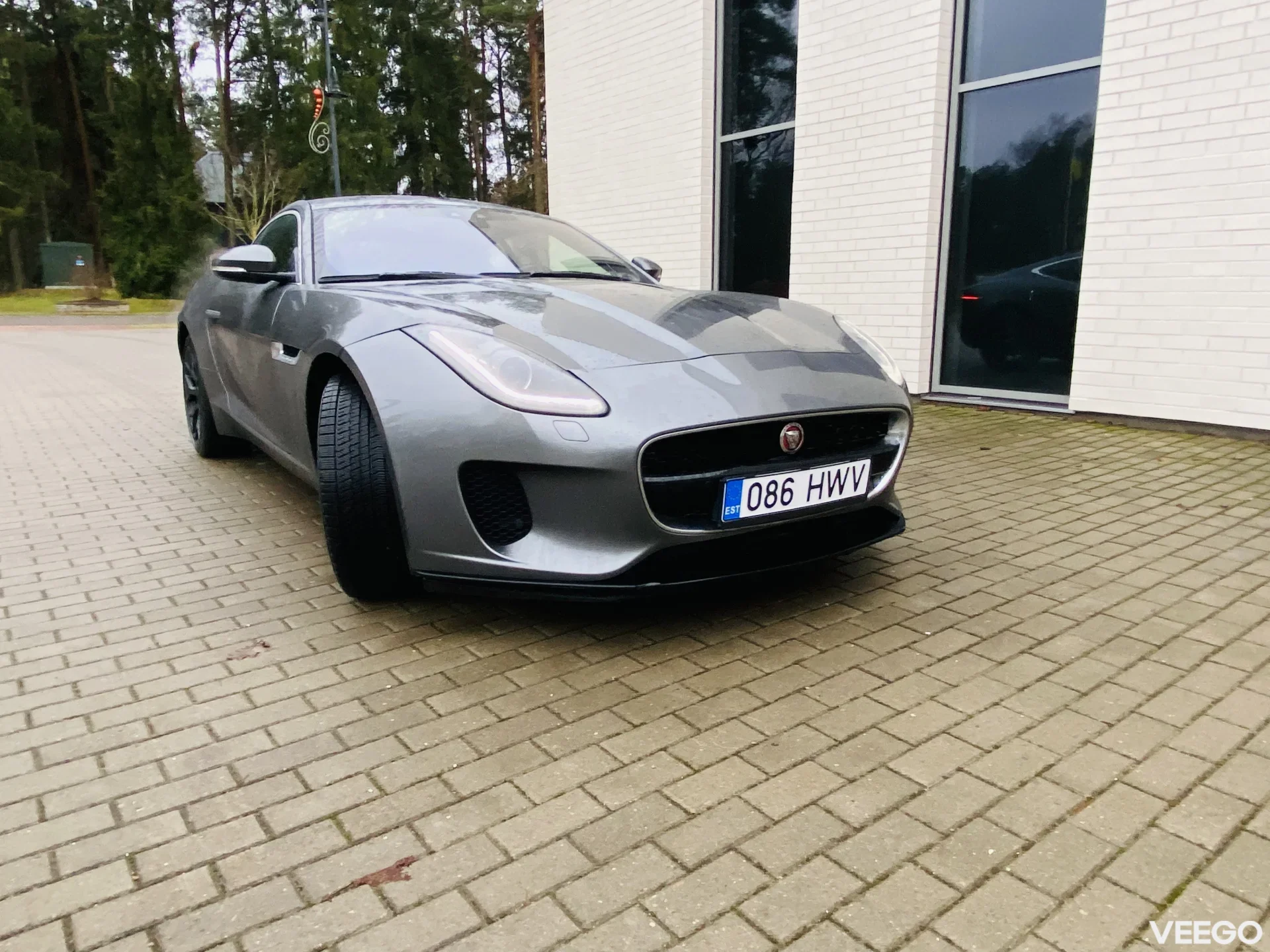 Jaguar F-Type P300 2.0 221kW