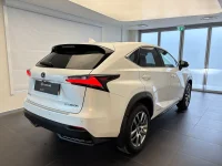 Lexus NX 300h - 114kW thumbnail