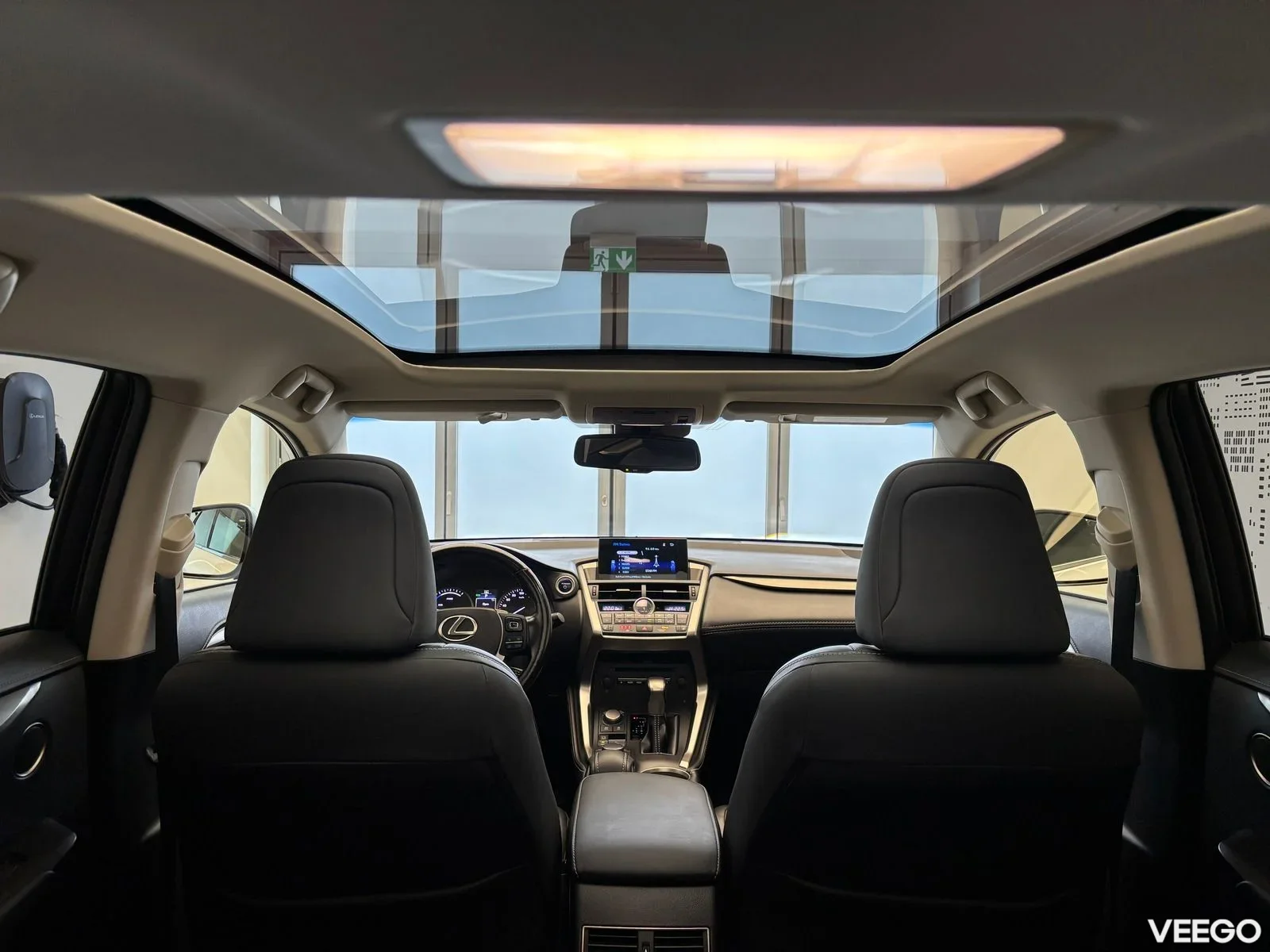 Lexus NX 300h - 114kW