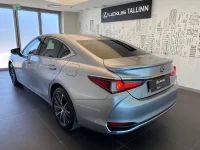 Lexus ES 300h - 131kW thumbnail