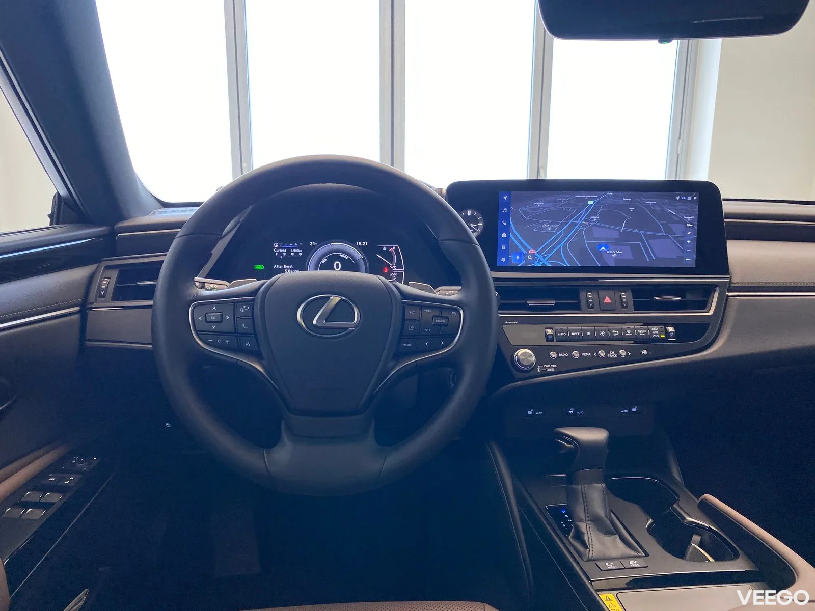 Lexus ES 300h - 131kW