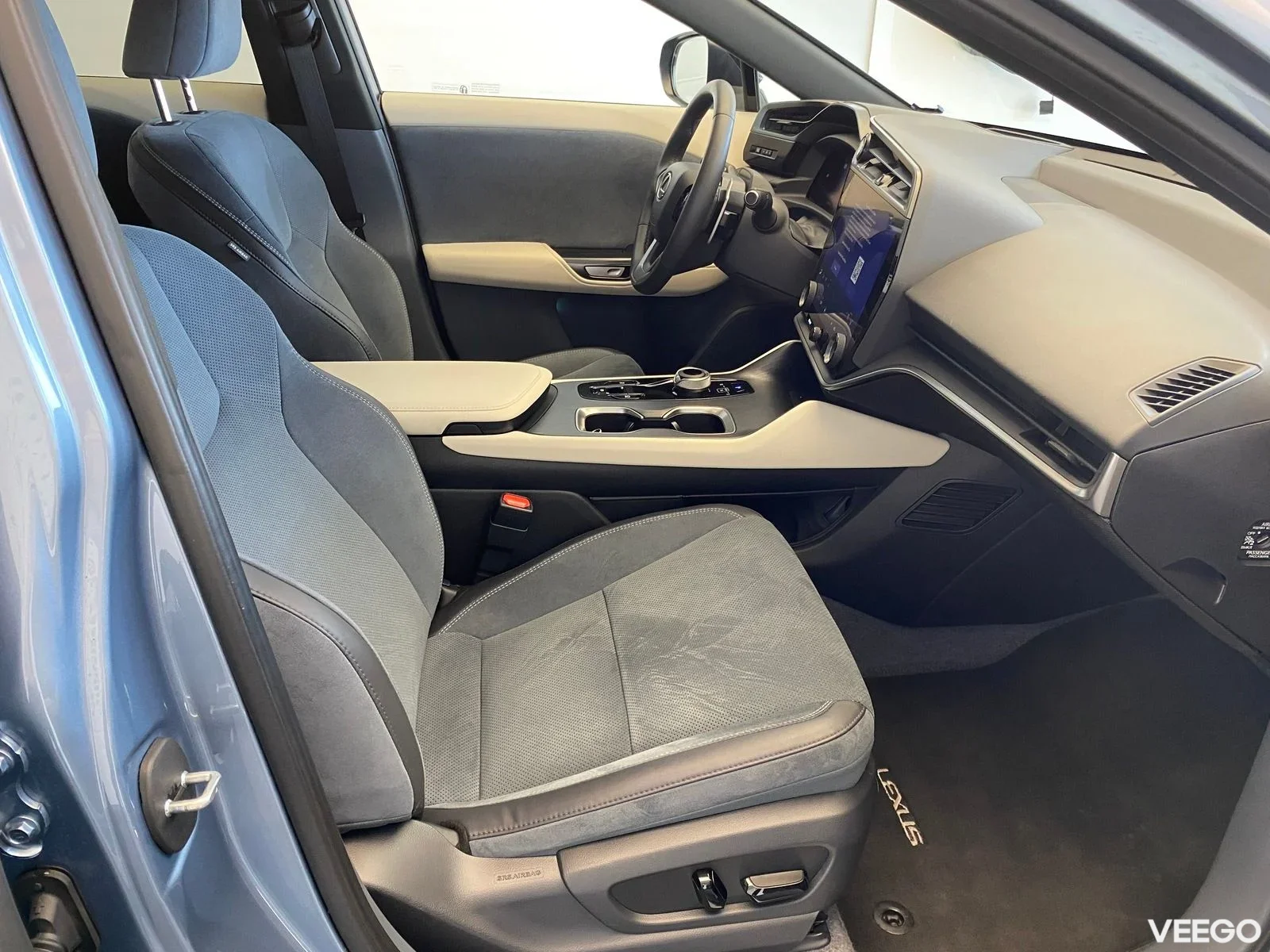 Lexus RZ 450e - 132kW