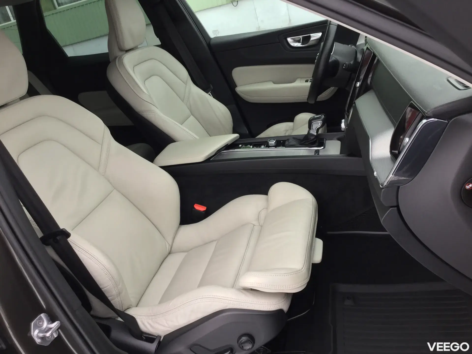 Volvo XC60 2.0 140kW
