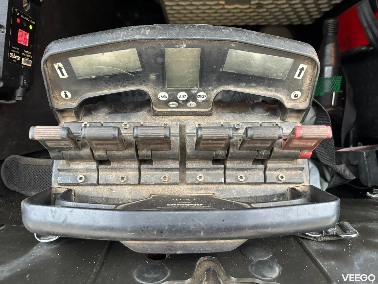 Volvo FH16 HIAB 855E-7 / PLATFORM L=6454 mm 488kW