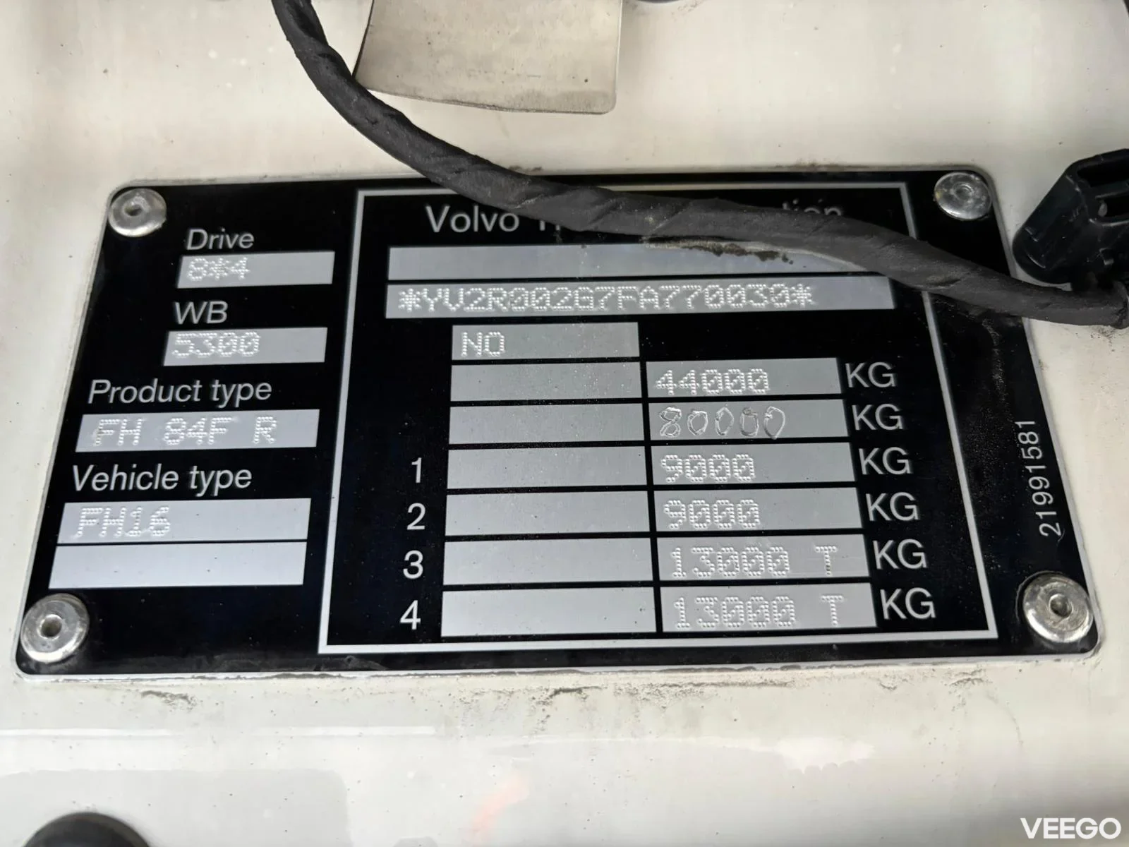 Volvo FH16 HIAB 855E-7 / PLATFORM L=6454 mm 488kW