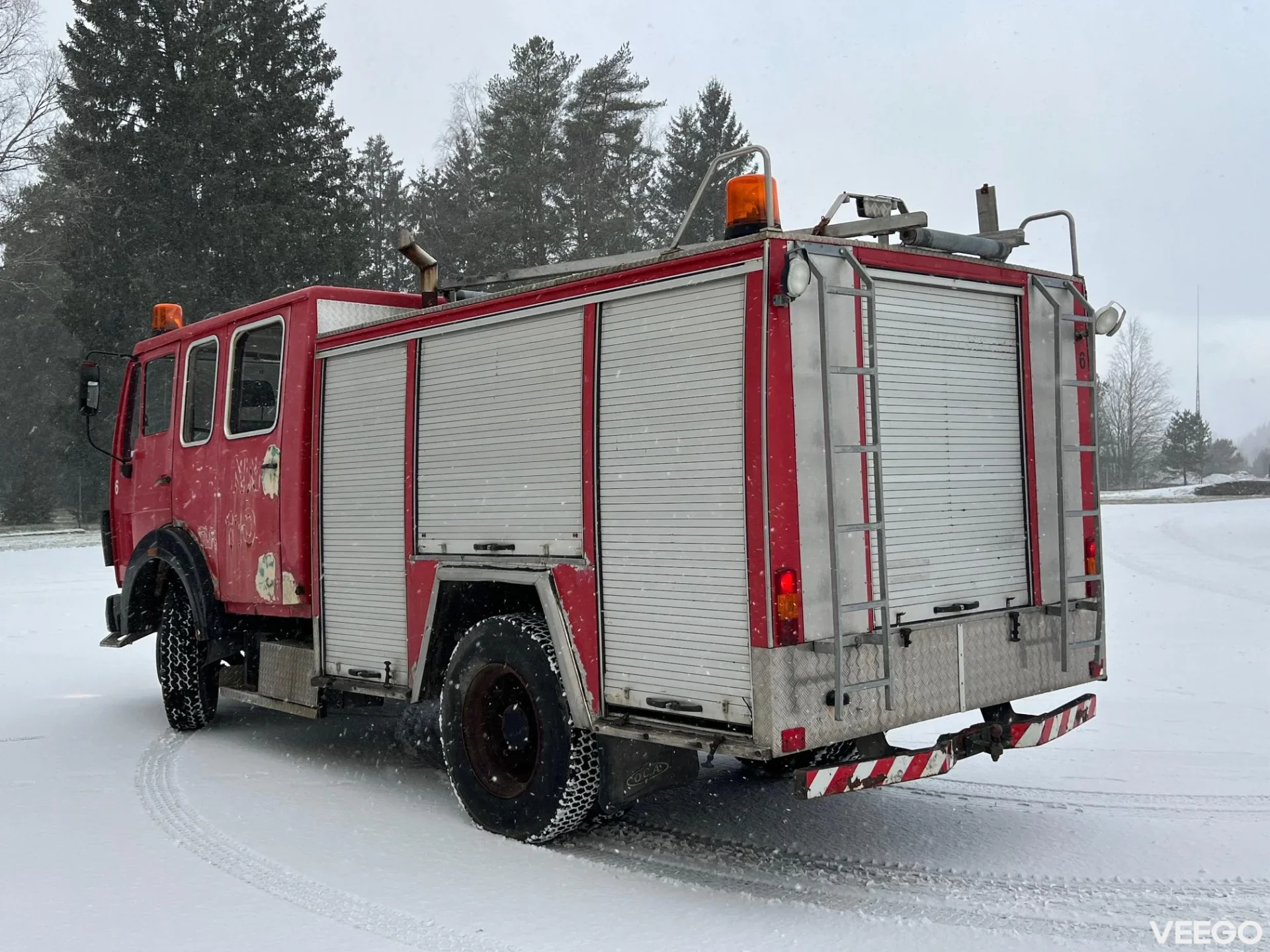 Mercedes-Benz 1222 F 159kW