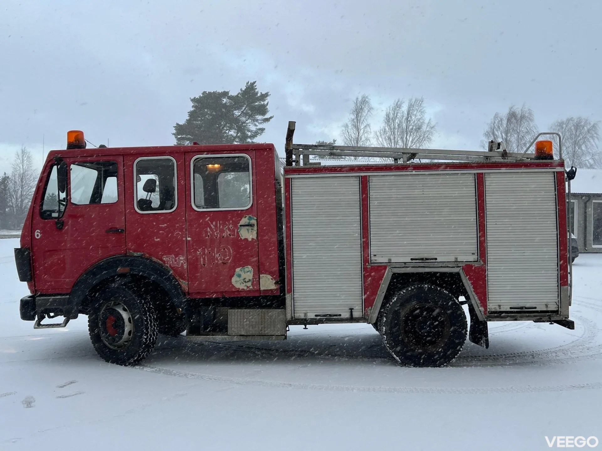 Mercedes-Benz 1222 F 159kW