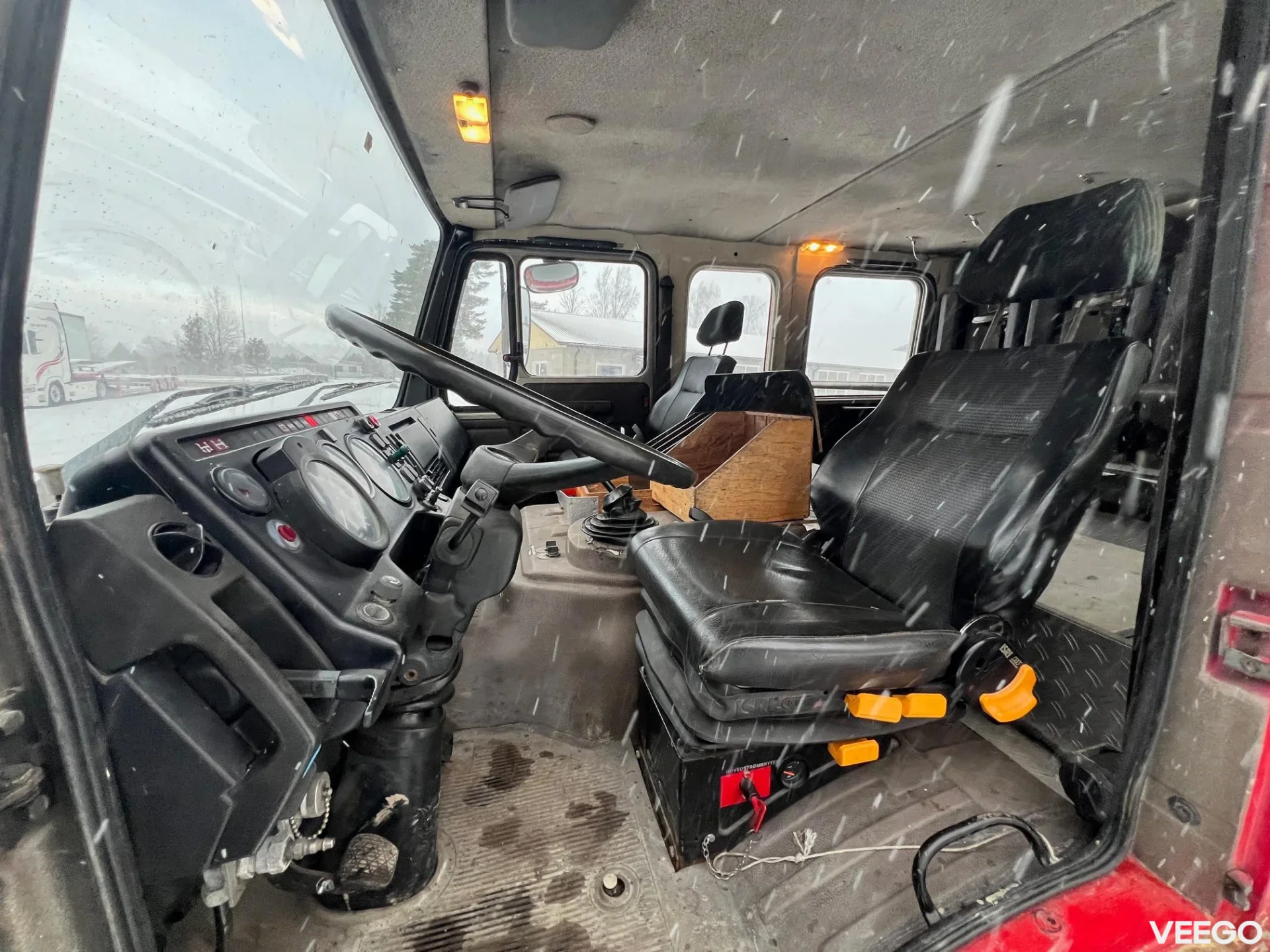 Mercedes-Benz 1222 F 159kW