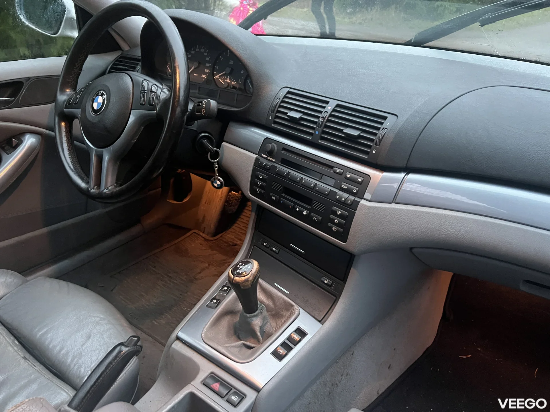 BMW 325 2.5 141kW