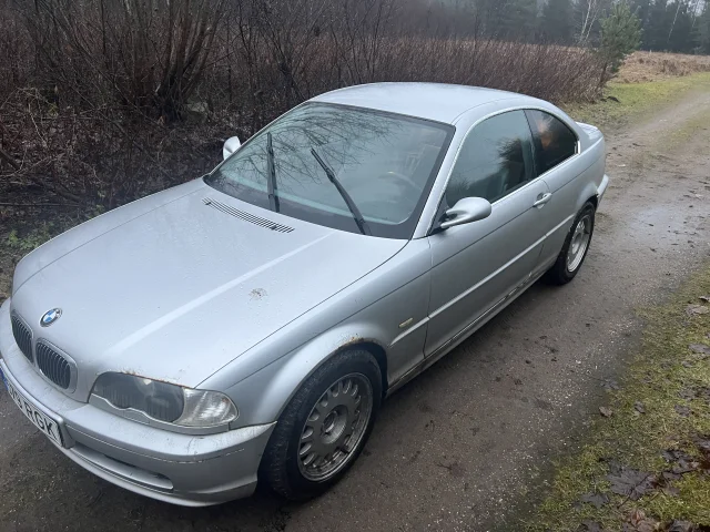 Image of BMW 325 2.5 141kW