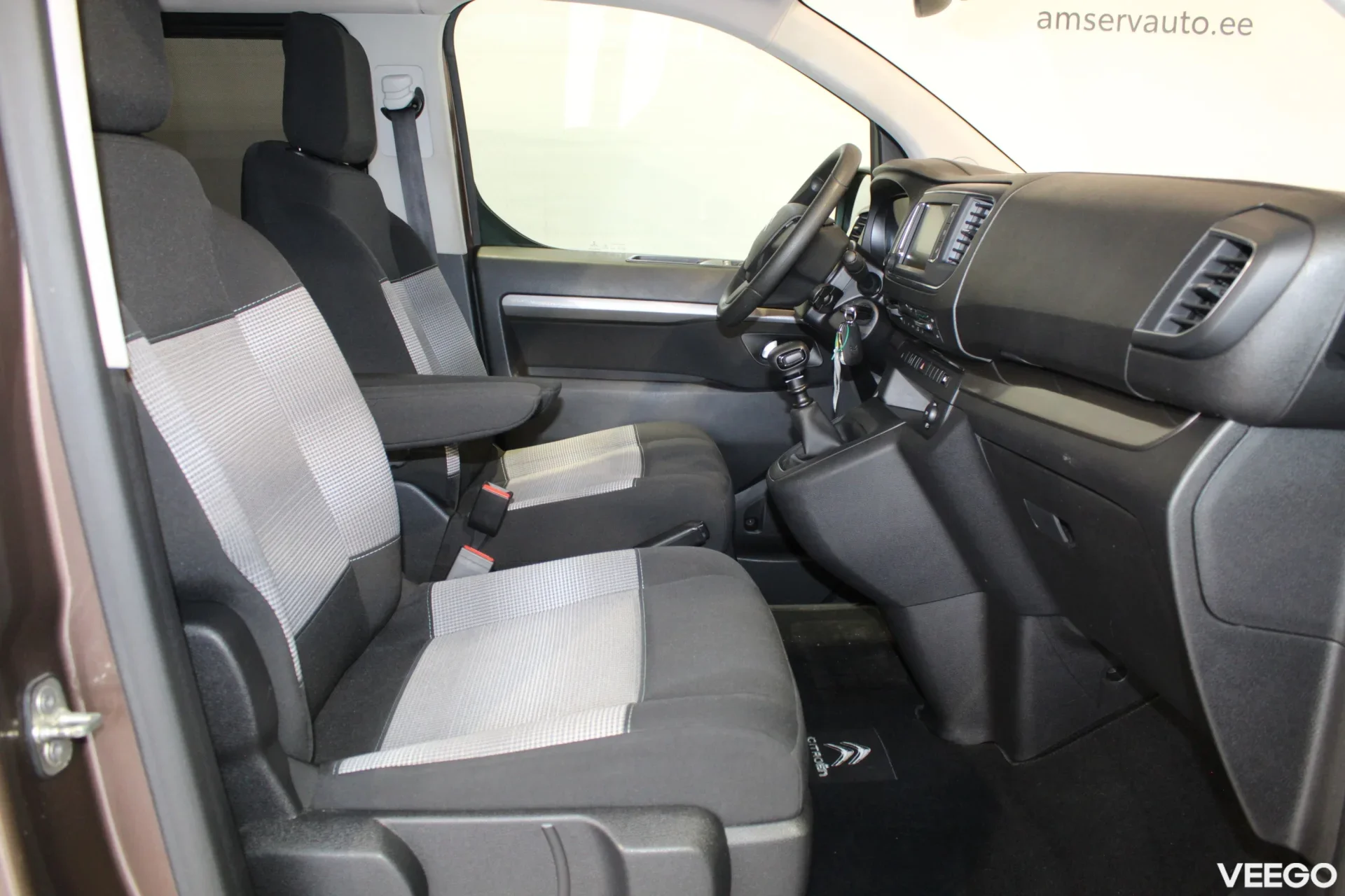 Citroen Jumpy Spacetourer Feel 1.5 88kW