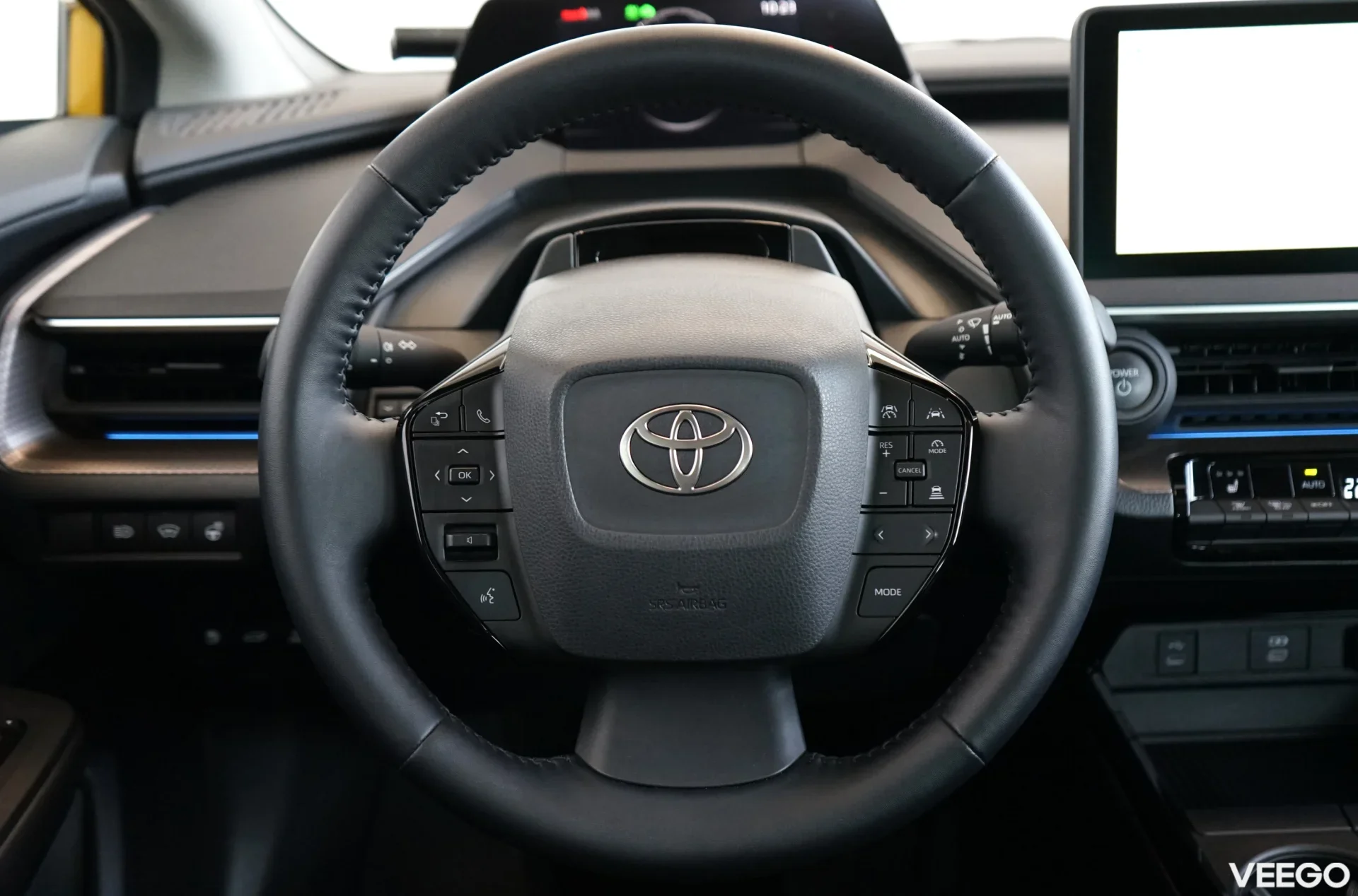 Toyota Prius Luxury Plug-In Hybrid 2 111kW