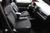 Mitsubishi Outlander Black Edition SDA AS&G 7 seat 2.0 110kW thumbnail