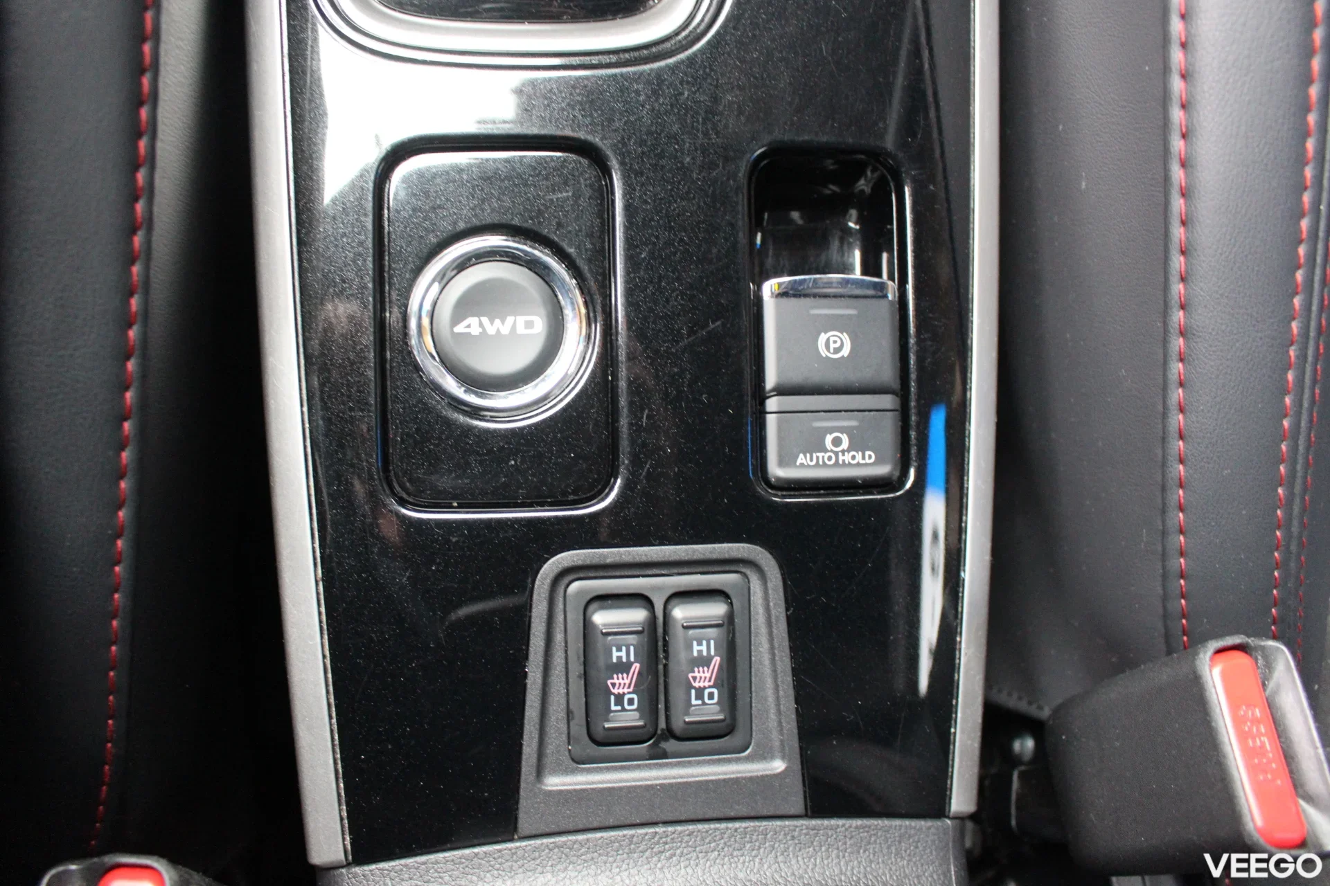 Mitsubishi Outlander Black Edition SDA AS&G 7 seat 2.0 110kW