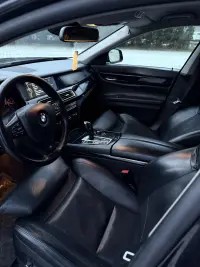 BMW 740 3.0 225kW thumbnail