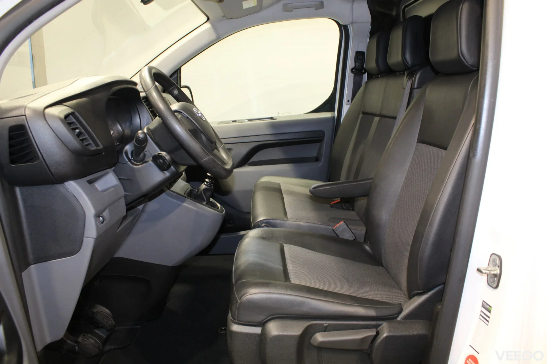Toyota Proace Panel Van Medium Professional N1 2 90kW