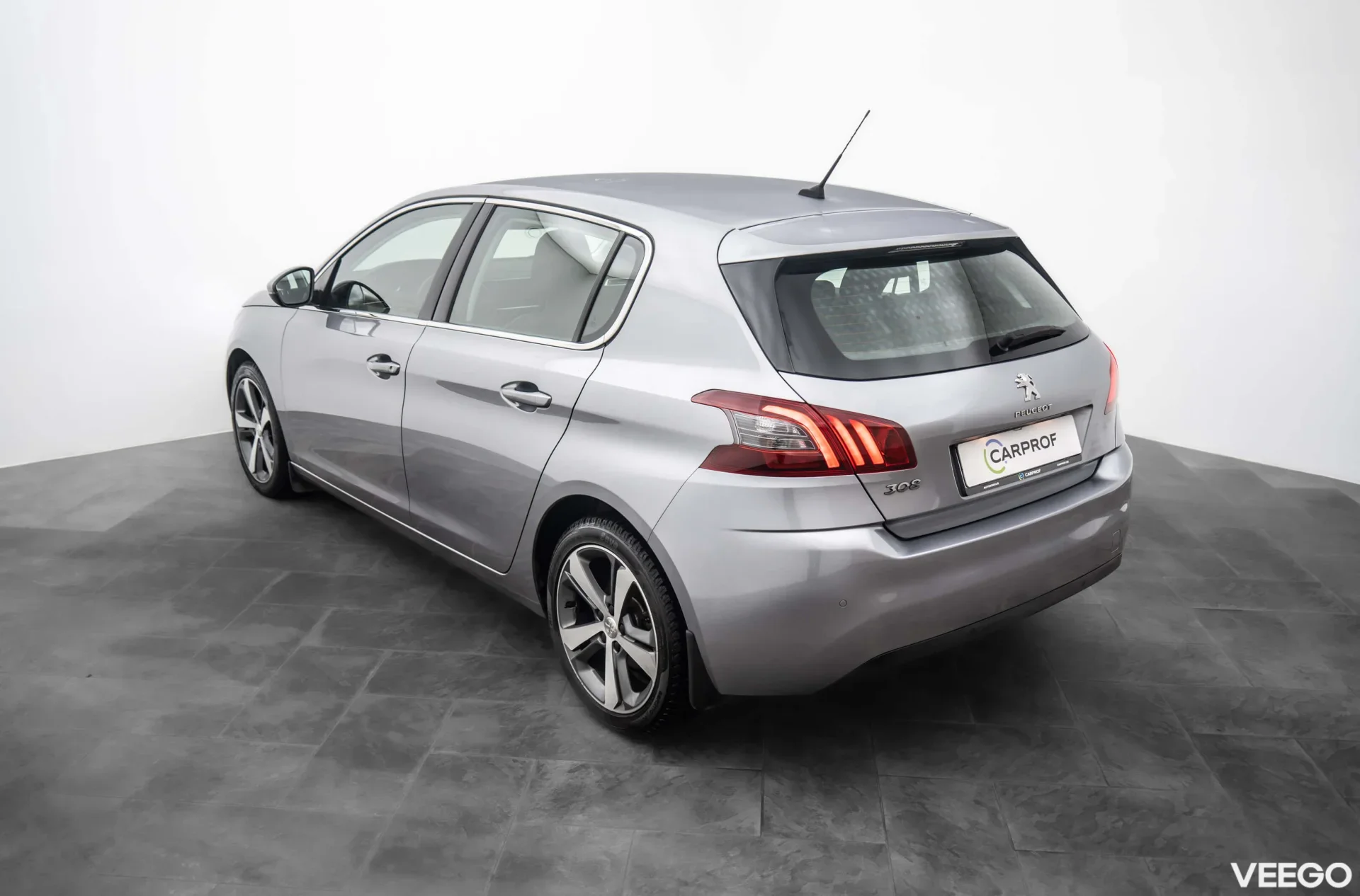 Peugeot 308 PureTech 130 1.2 96kW