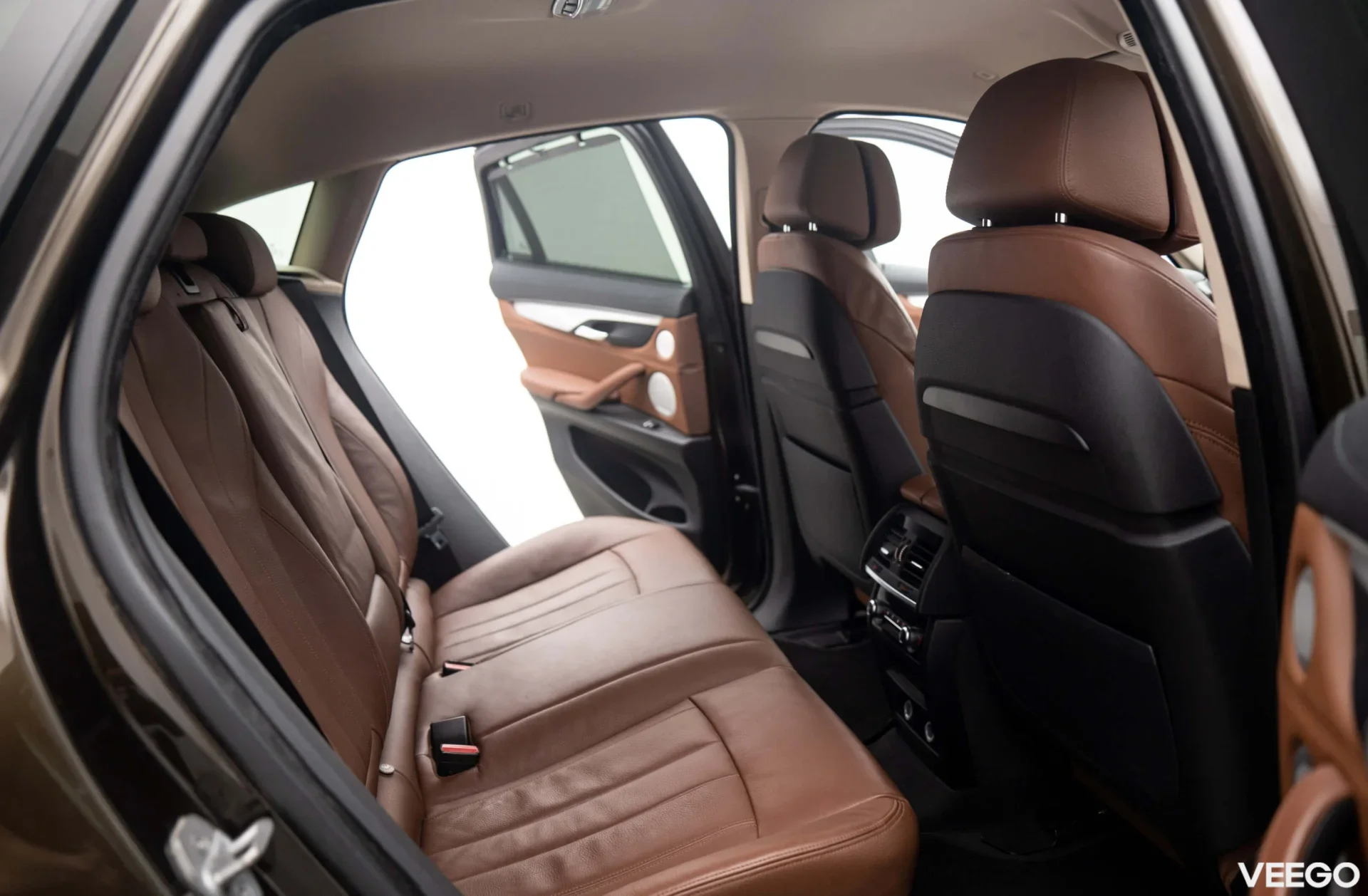 BMW X6 xDrive35i 3.0 225kW