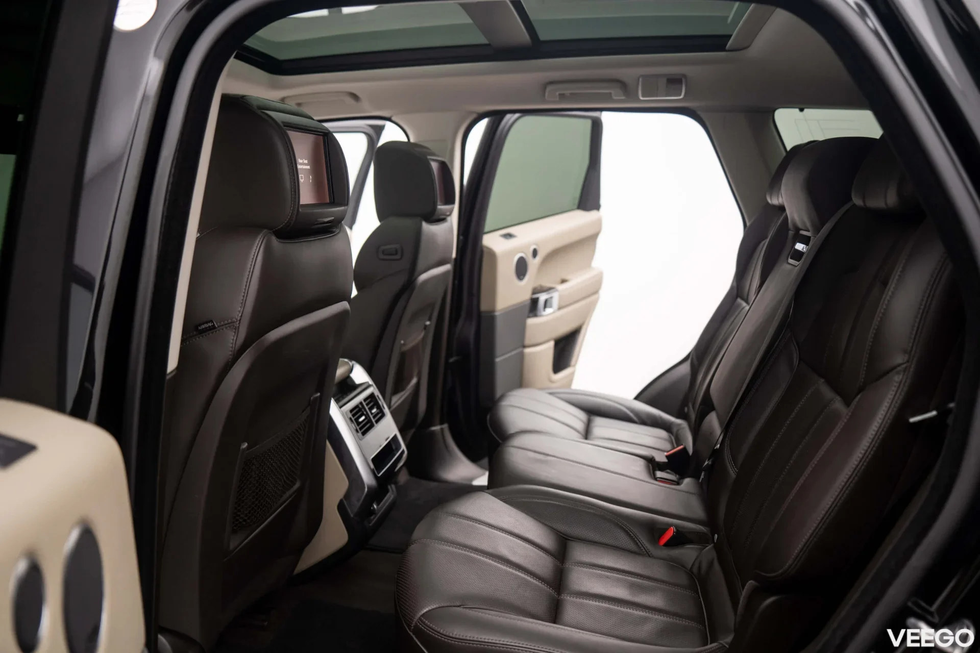 Land Rover Range Rover Sport HSE SCV6 3.0 250kW