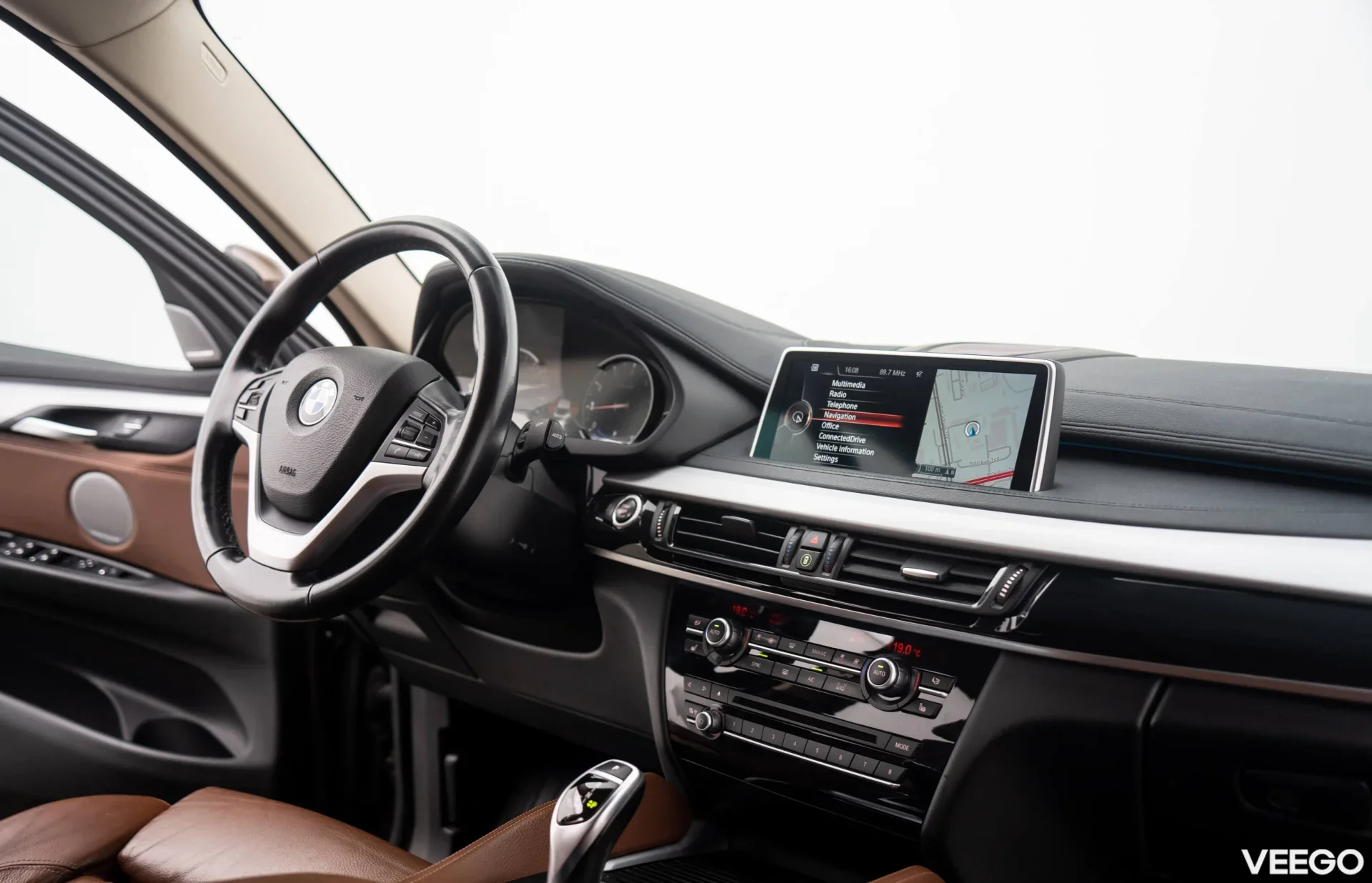 BMW X6 xDrive35i 3.0 225kW