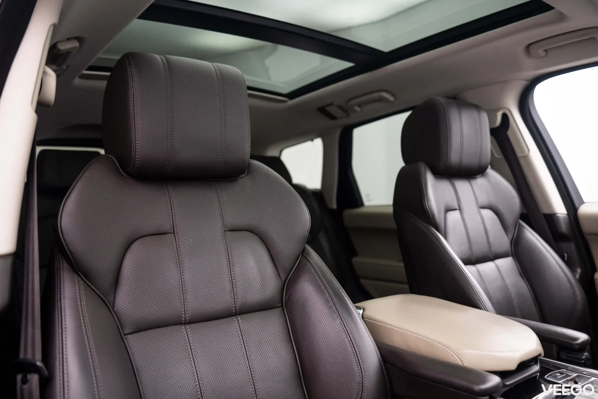 Land Rover Range Rover Sport HSE SCV6 3.0 250kW