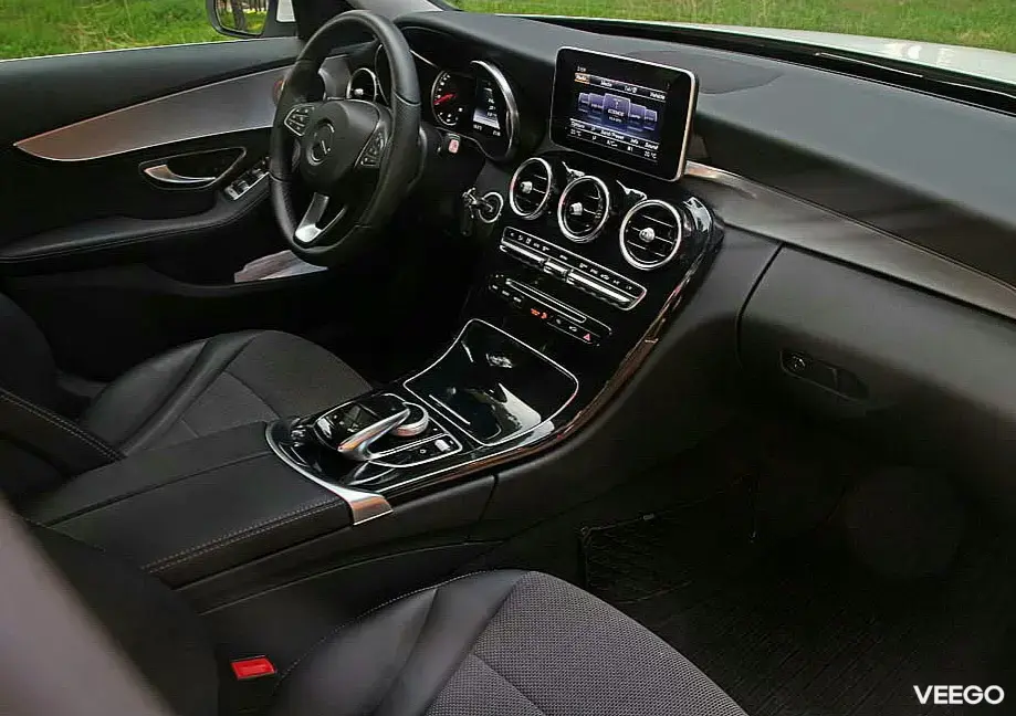 Mercedes-Benz C180 1.6 115kW