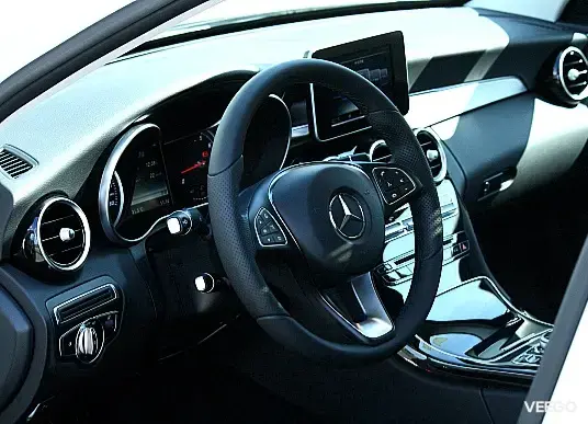 Mercedes-Benz C180 1.6 115kW