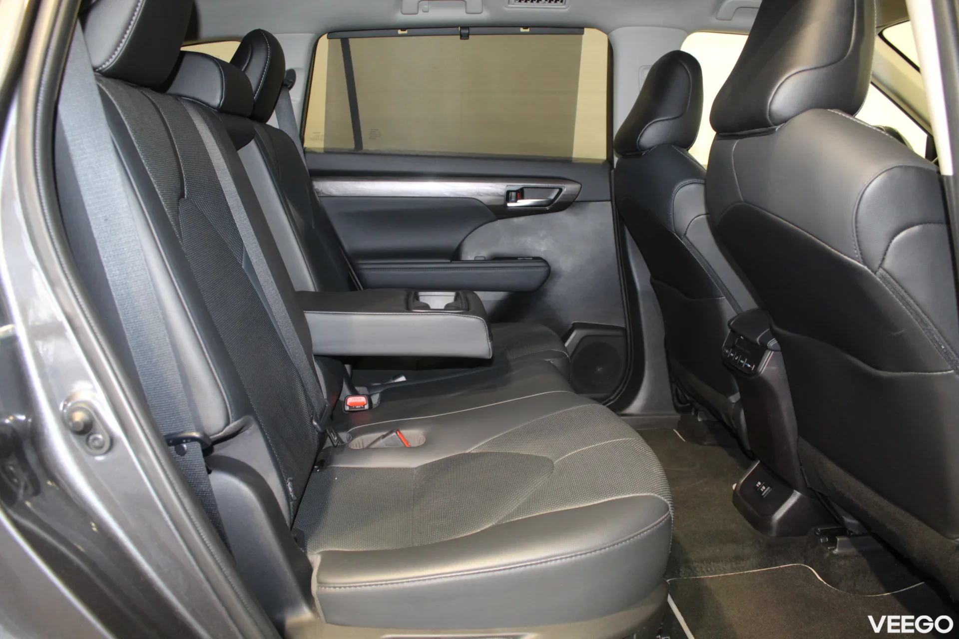 Toyota Highlander Executive AWD 2.5 140kW