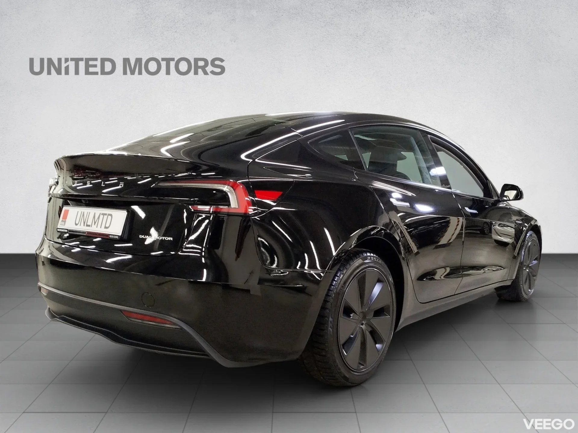 Tesla Model 3 Long Range Dual Motor 153kW