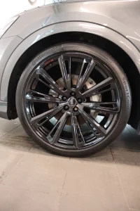 Audi Q8 250kW thumbnail