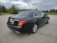 Mercedes-Benz E220 2.0 143kW thumbnail