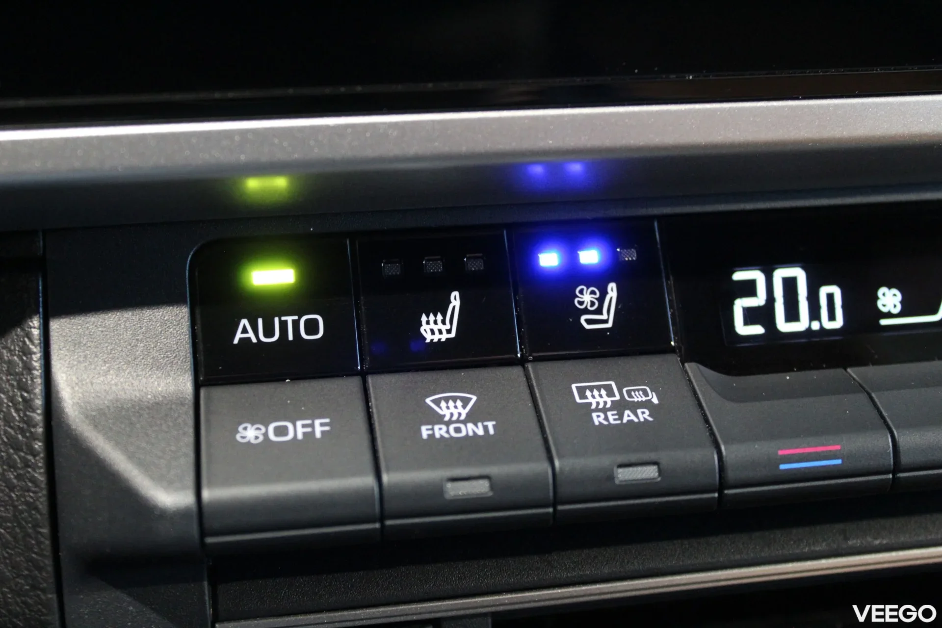 Toyota Camry Executive 2.5 137kW