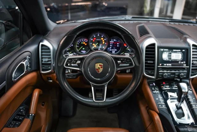 Image of Porsche Cayenne 3.0 245kW