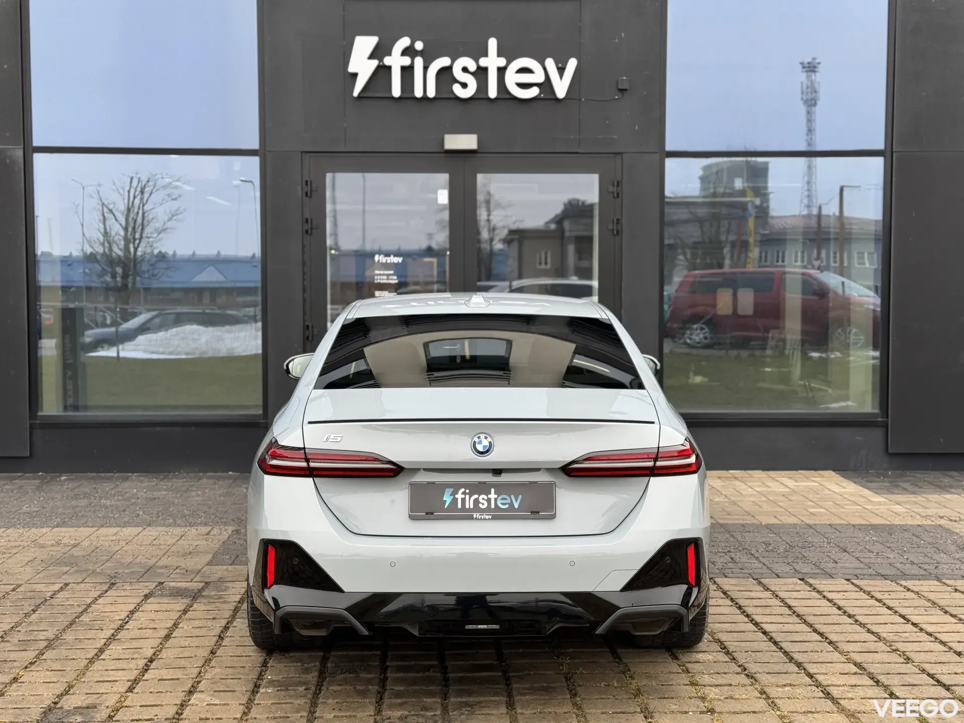 BMW i5 xDrive40 0.0 127kW
