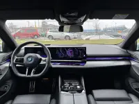 BMW i5 xDrive40 0.0 127kW thumbnail