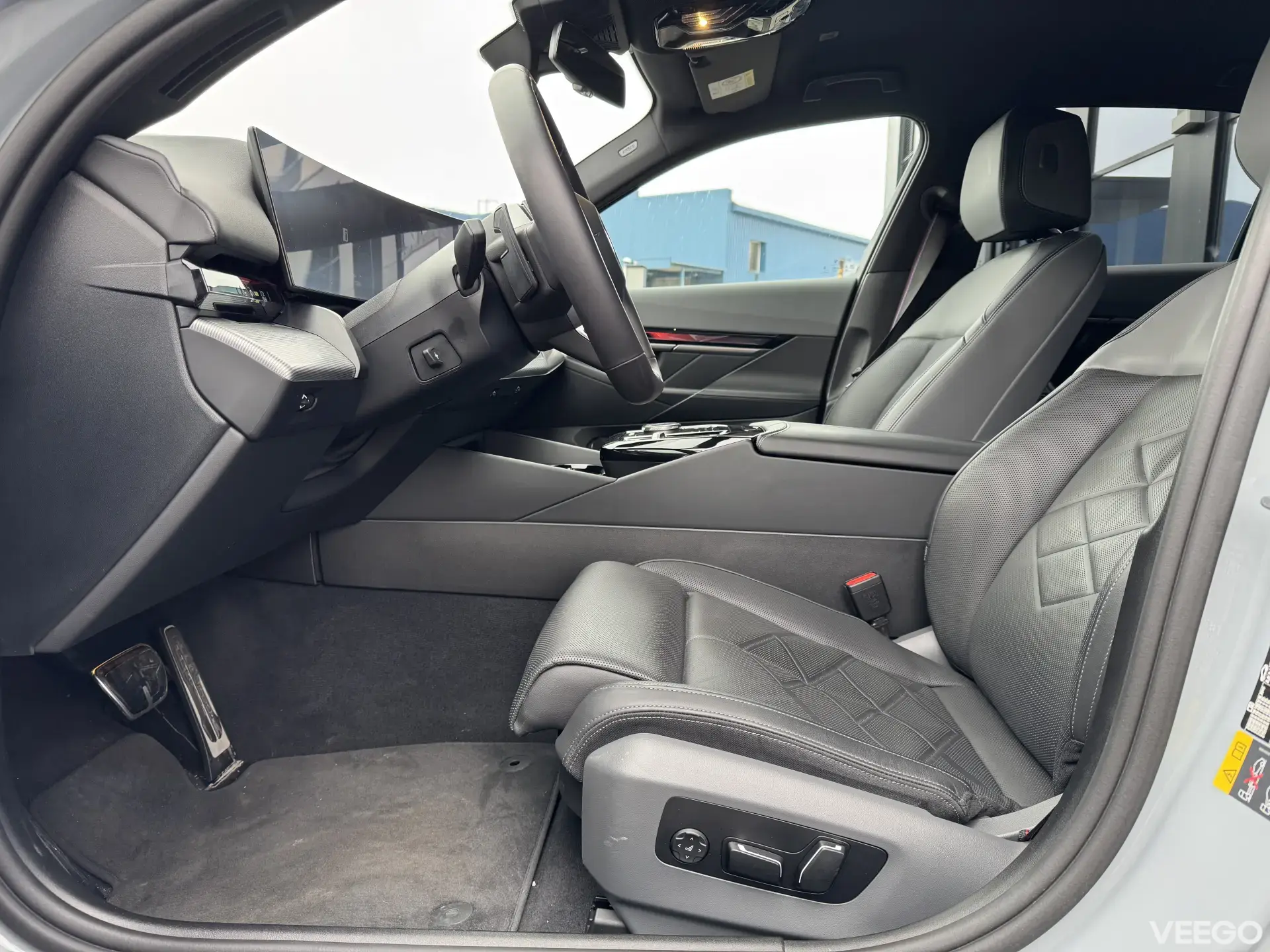BMW i5 xDrive40 0.0 127kW