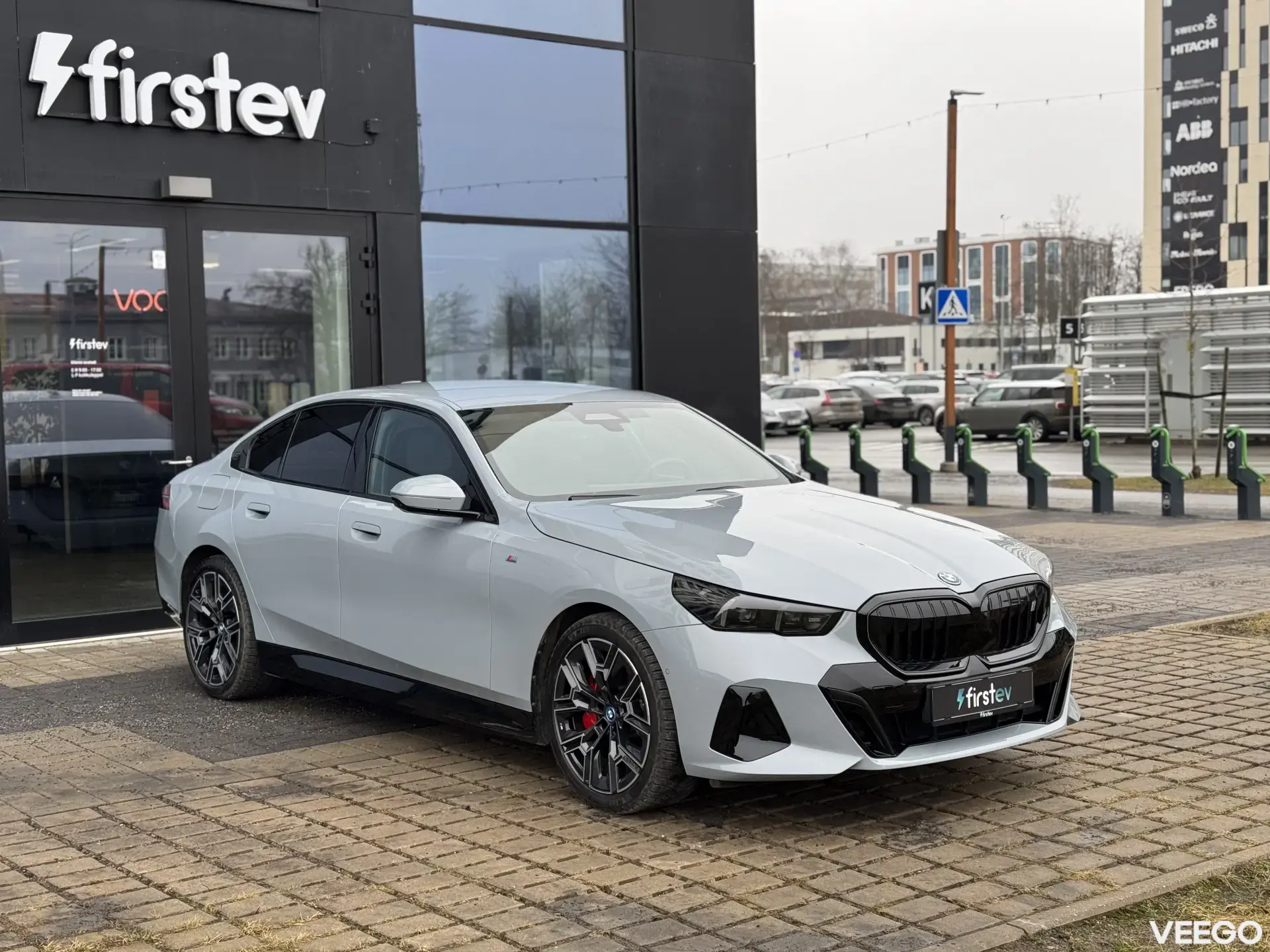 BMW i5 xDrive40 0.0 127kW