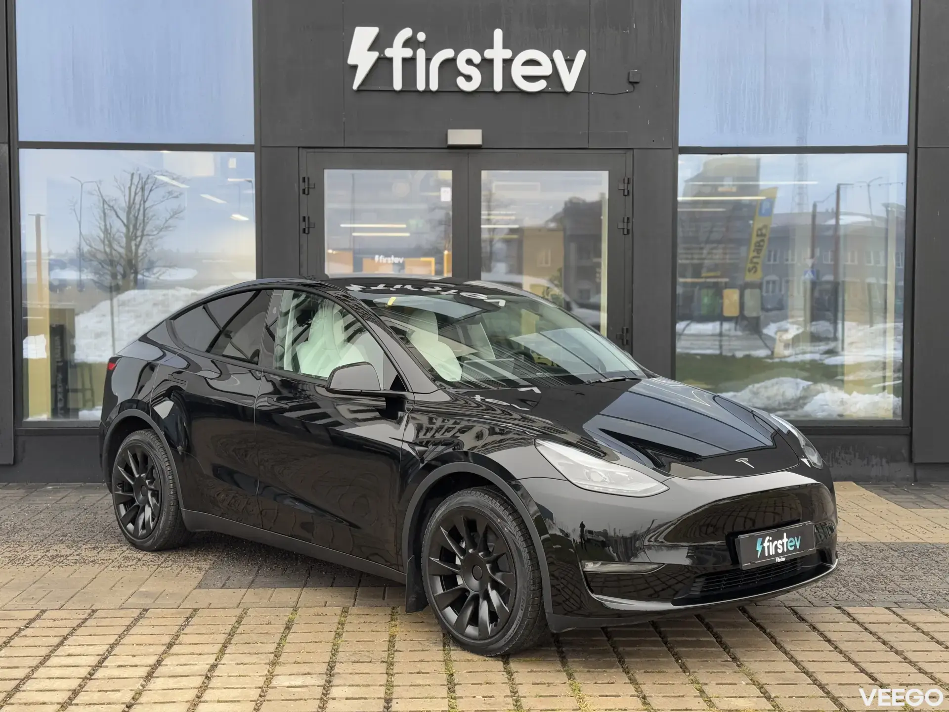 Tesla Model Y Dual Motor Long Range 378kW