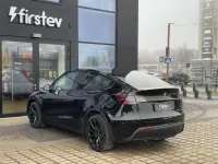 Tesla Model Y Dual Motor Long Range 378kW thumbnail
