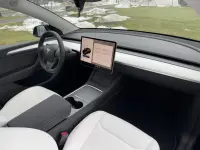 Tesla Model Y Dual Motor Long Range 378kW thumbnail
