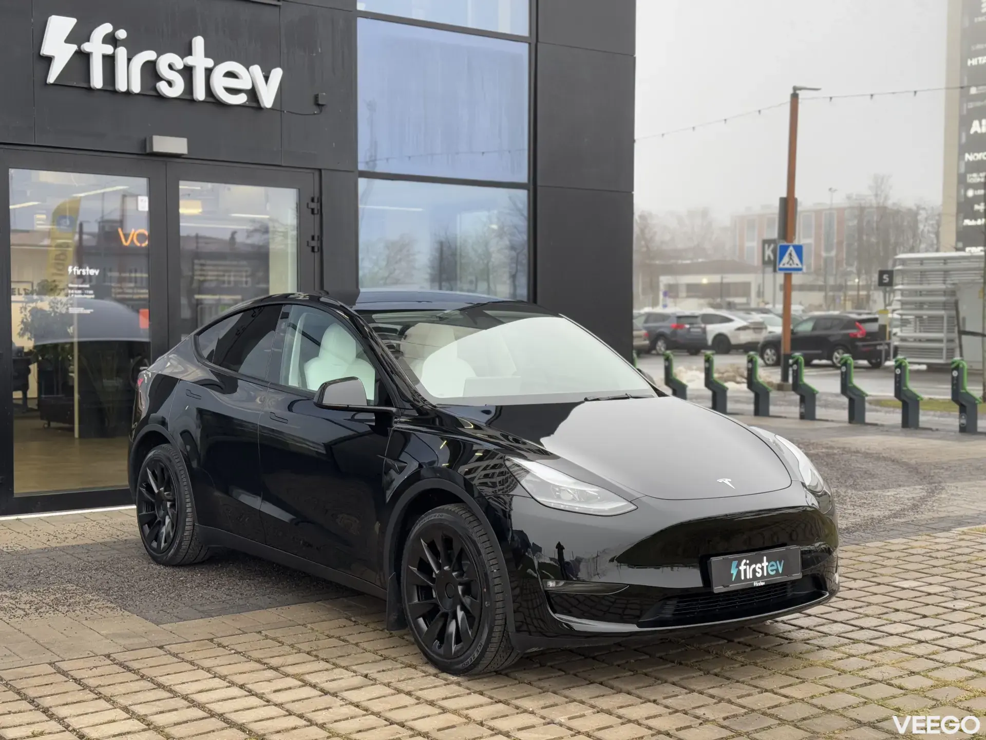 Tesla Model Y Dual Motor Long Range 378kW